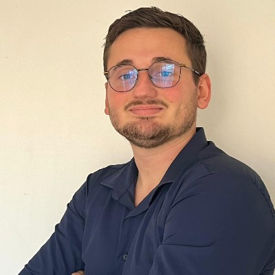 Adrien maz